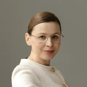 Image of Elena Aubell